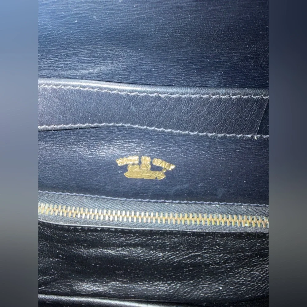 Vintage Gucci Shoulder Bag w Horsebit detail Navy and Gold - Picture 10 of 10